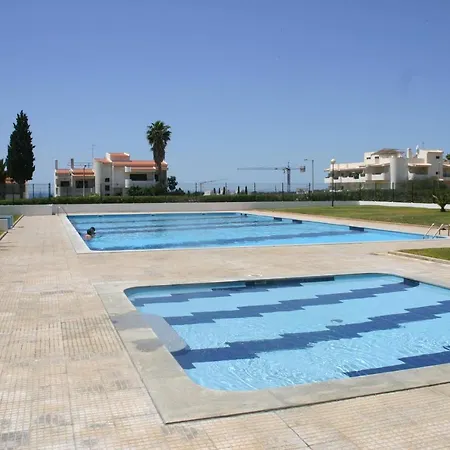 Apartment T1 Quinta Das Palmeiras 22 1ºc *